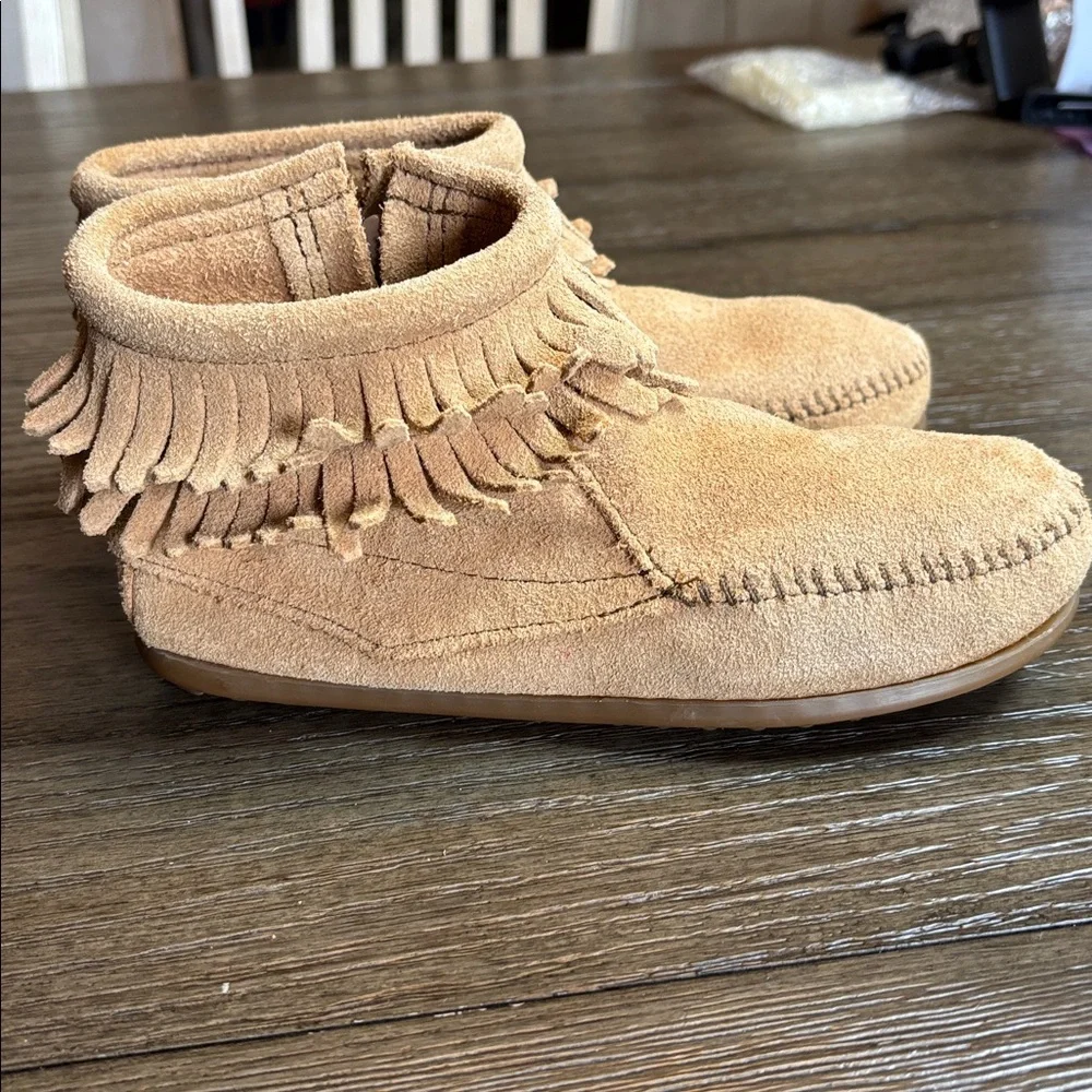 Minnetonka Tan Suede Moccasins